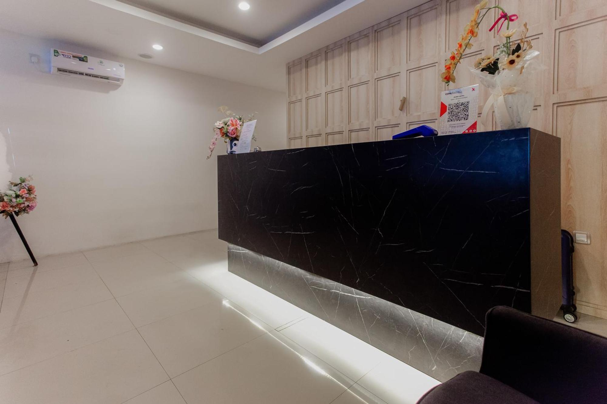Urbanview Hotel Priority Samarinda By Reddoorz Luaran gambar